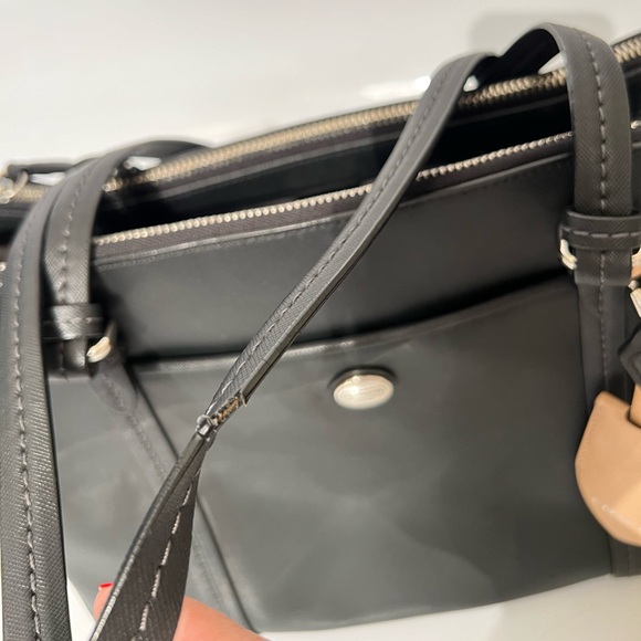 Coach Peyton Leather Jordan Double Zip Carryall Shoulder Bag Black F25669 - Picture 11 of 16